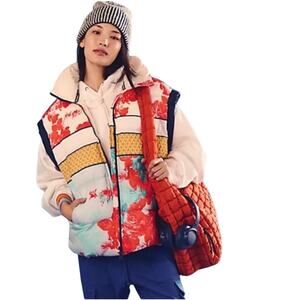 NWT FREE PEOPLE Movement Women’s In a Bubble Printed Puffer Vest small